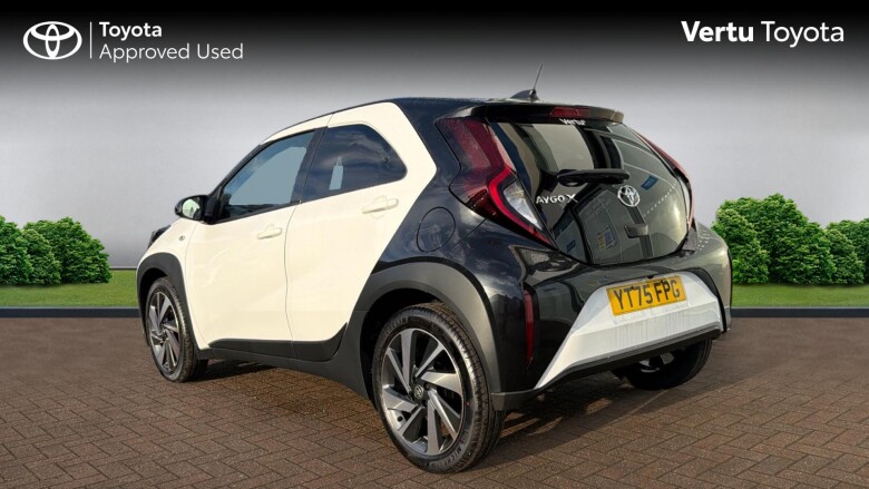 Toyota Aygo X 1.0 VVT-i Edge 5dr Petrol Hatchback